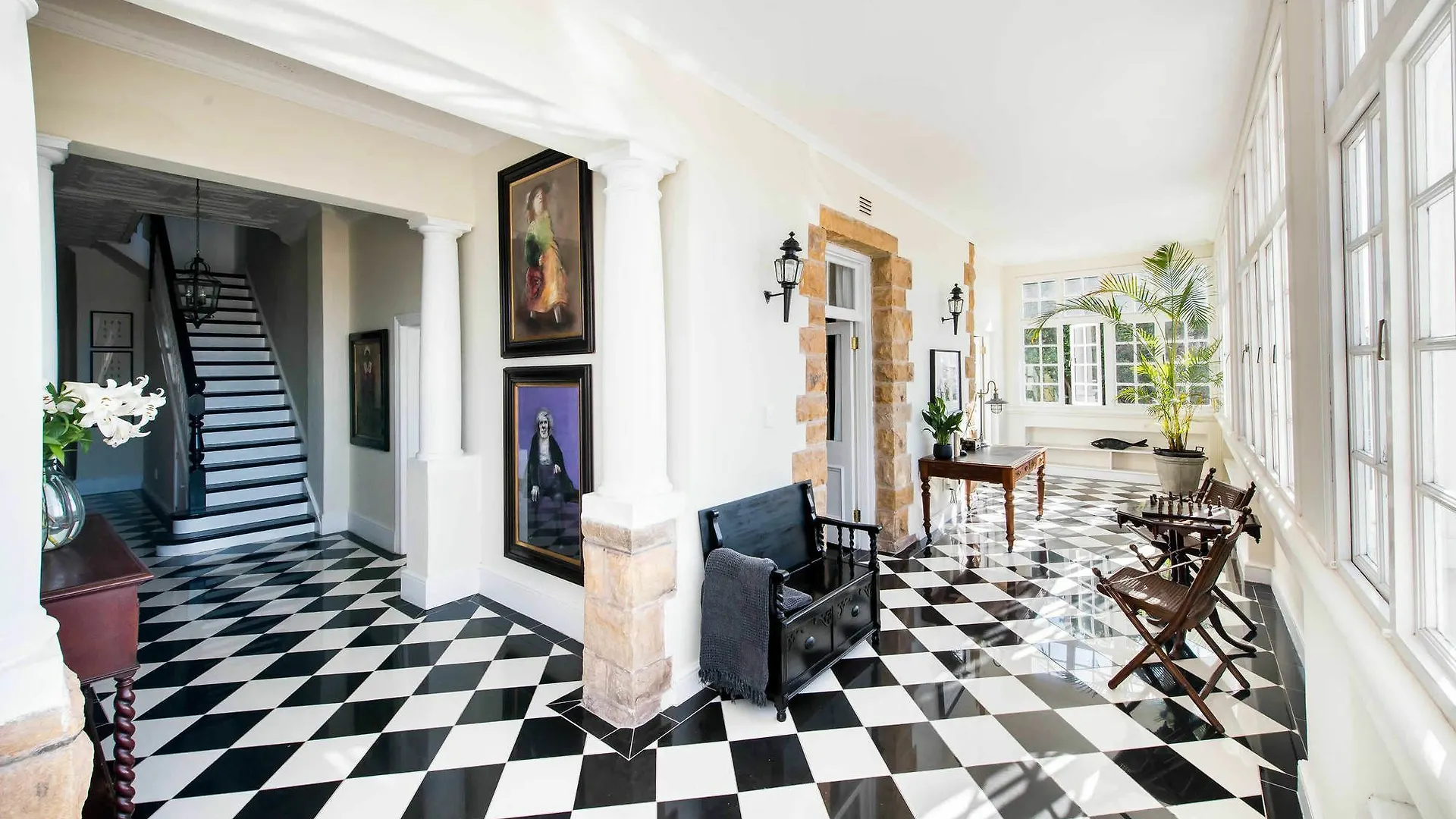 ****  The Inn At Castle Hill Cape Town South Africa